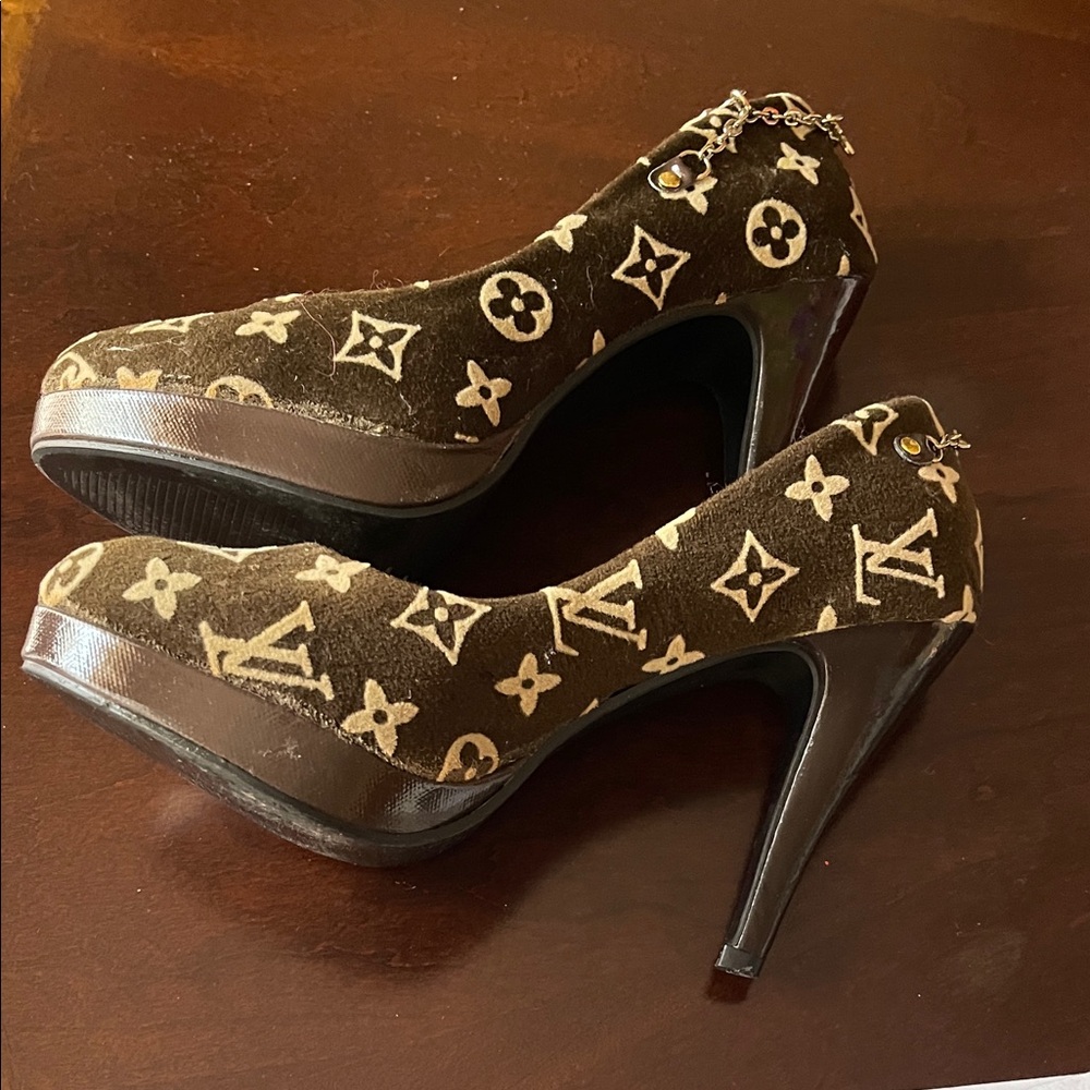 Brown Designer Women's Heels - Picture 3 of 4